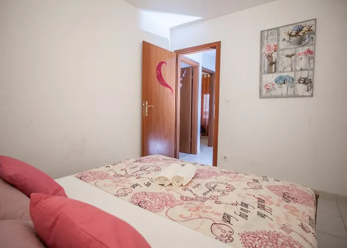Trifora Pensión 3*