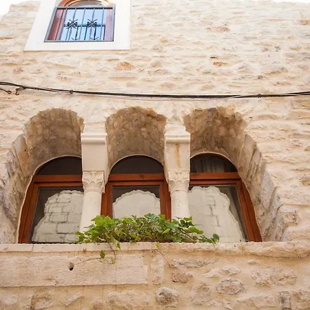 Trifora Трогир