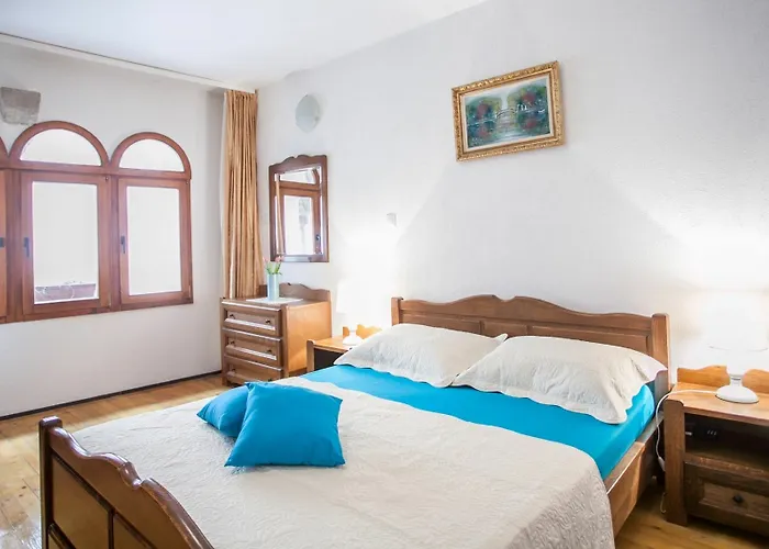 Trifora 3* Τρογκίρ