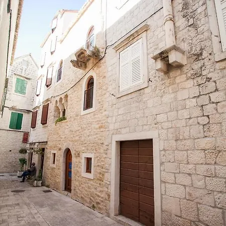 Guest house Trifora 3*